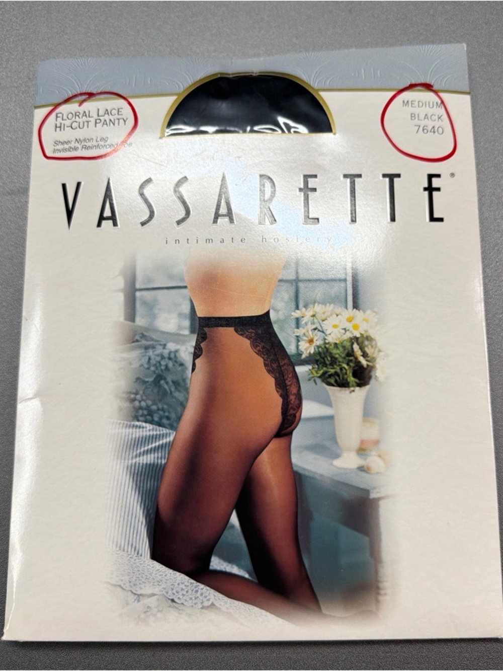 NWB Vassarette Intimate Hosiery Floral Lace Hi-Cut Panty M Black NOS #7640